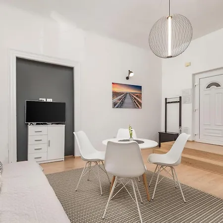Apartment Doris Rijeka Exterior photo